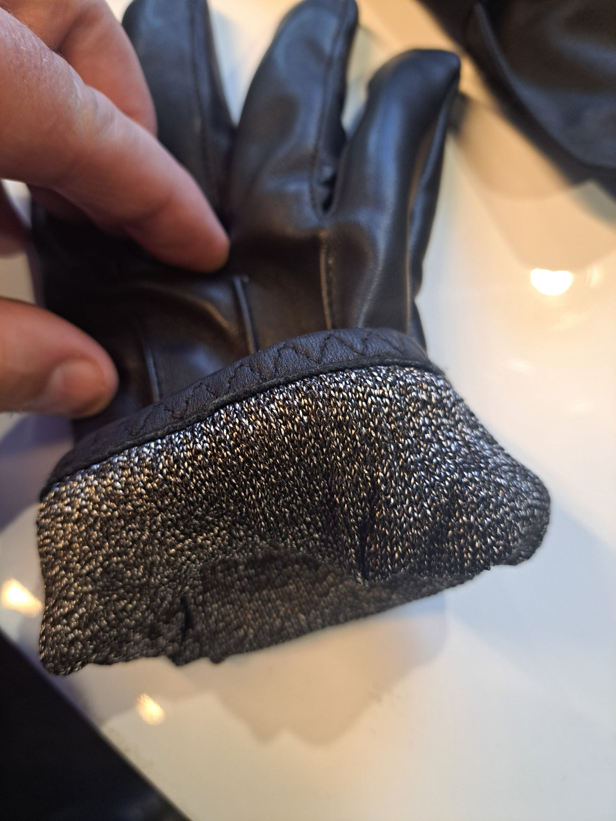 CONCEPT SEARCH-TEC CUT RESISTANT GLOVES