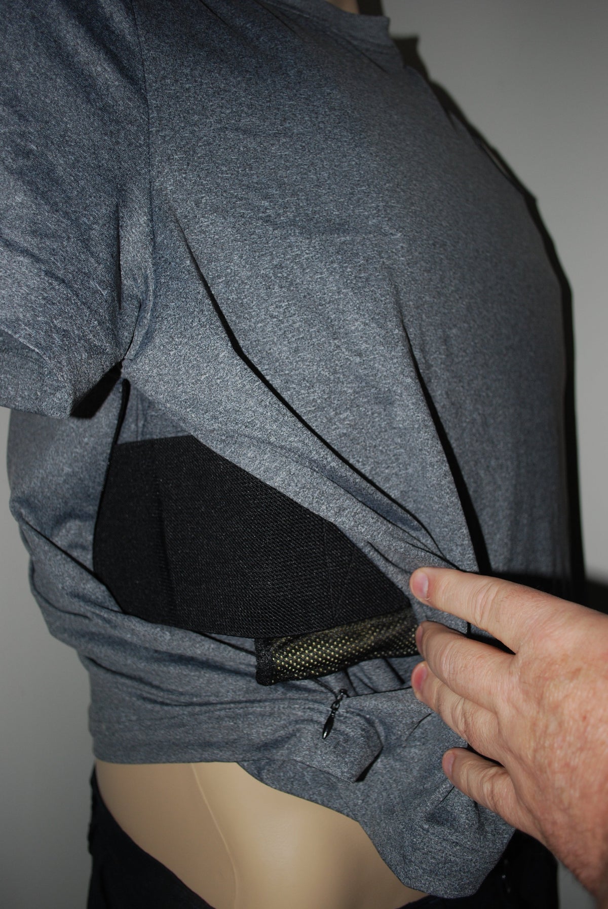 UNDERCOVER STAB PROTECTION TEE